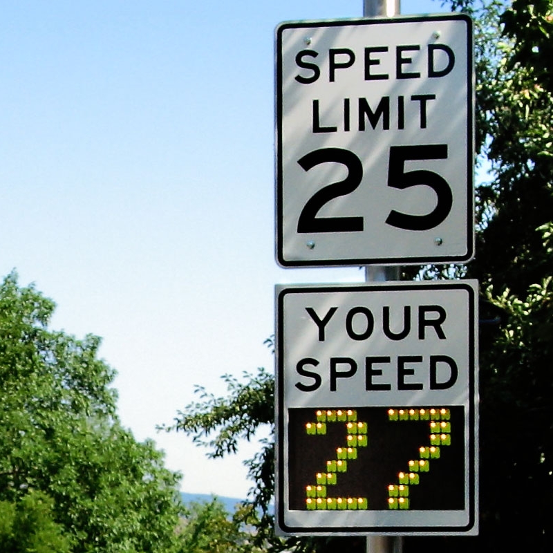 Traffic speed radar for speed sign and road allert